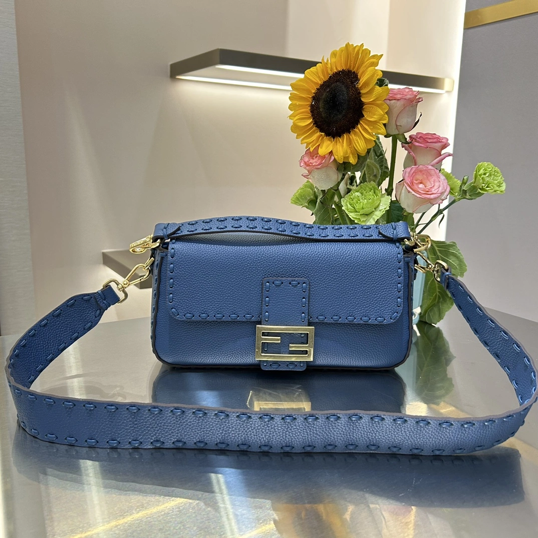 Supportive Fendi Satchel Bags 69725
