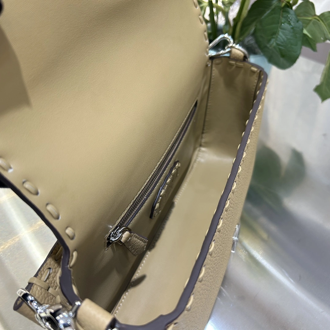 Fendi Satchel Bags Affordable 69723