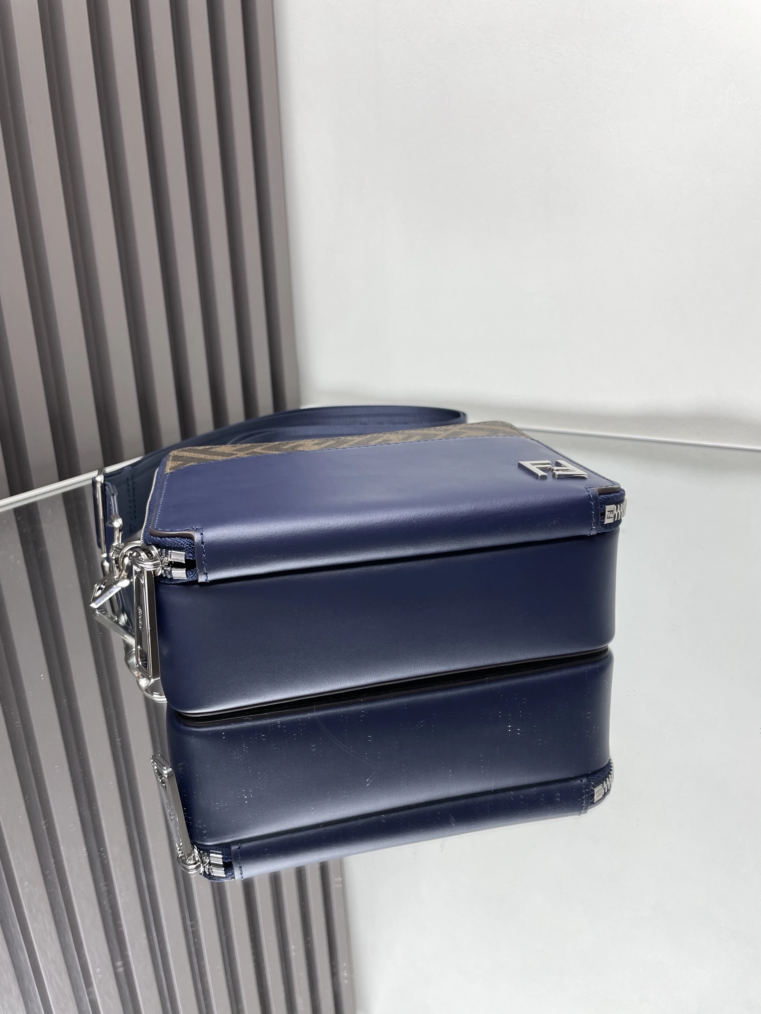 Fendi Satchel Bags Compact 69720