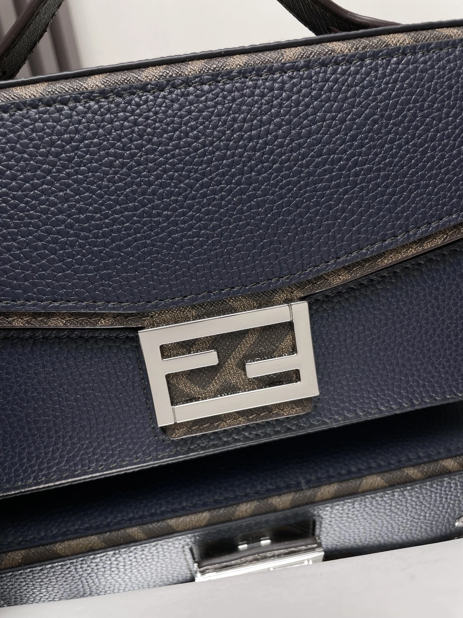 Fendi Satchel Bags Tailored 69714