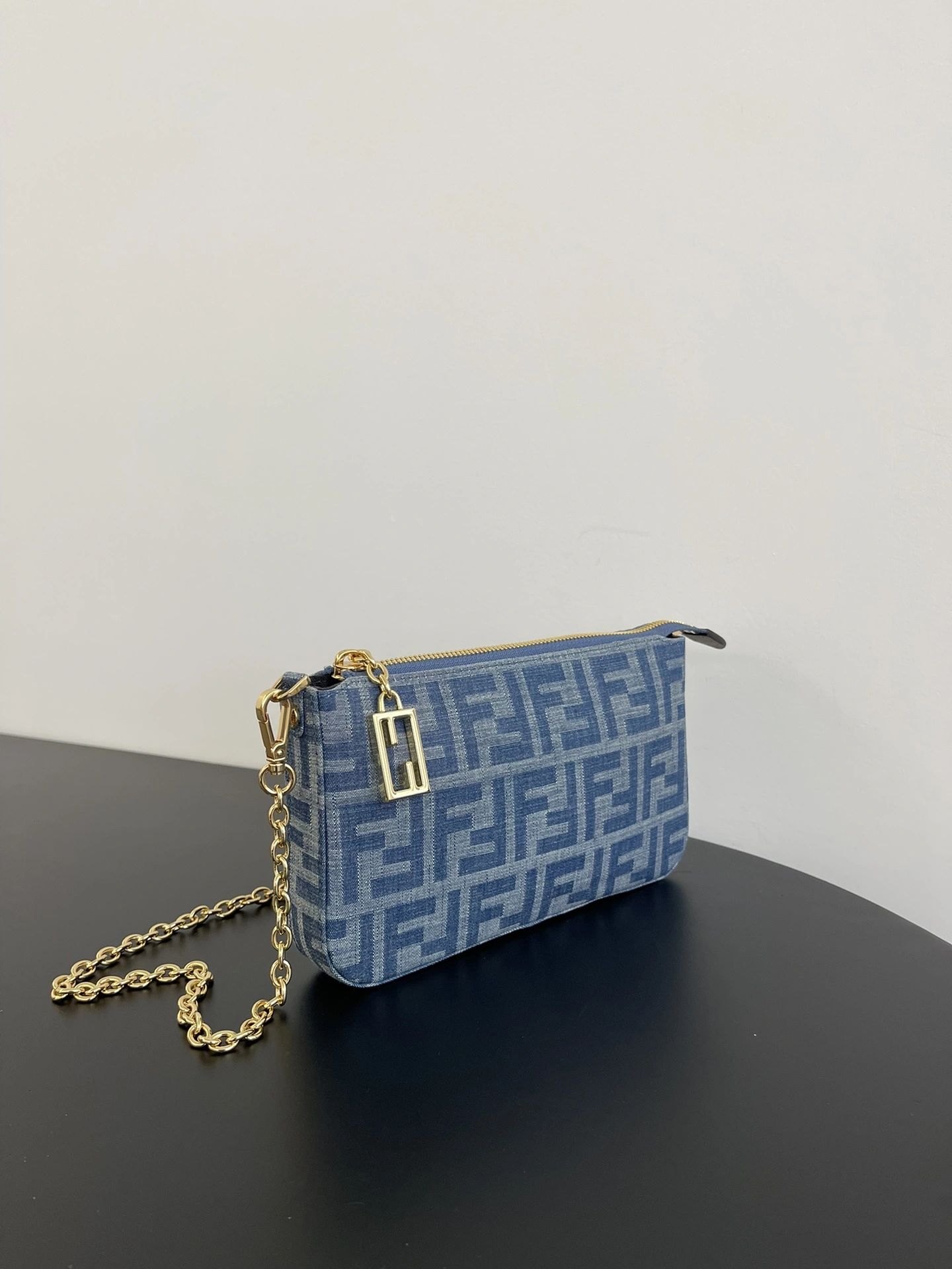 Fendi Satchel Bags Casual 69718