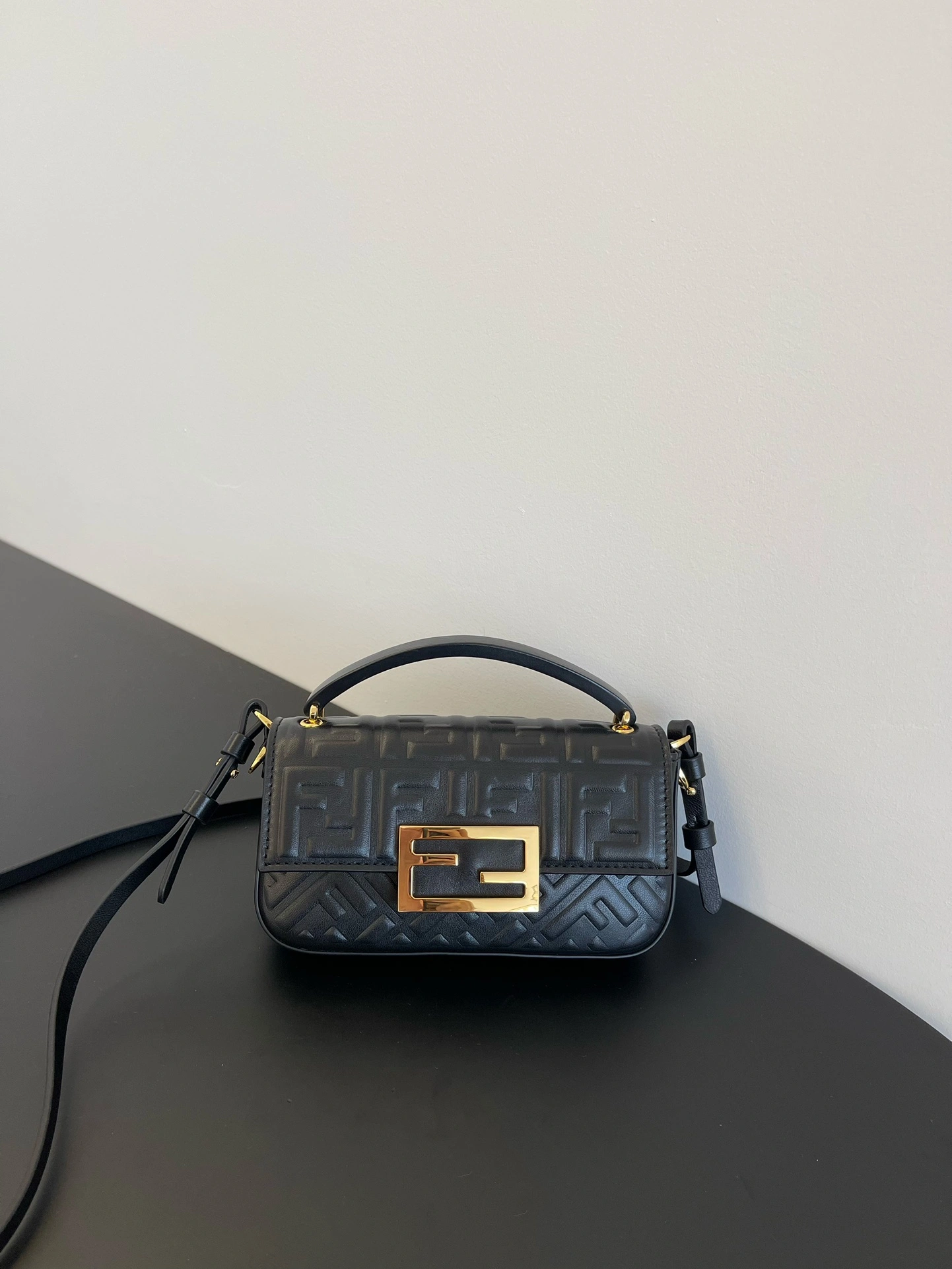 Fendi Satchel Bags Contemporary 69717