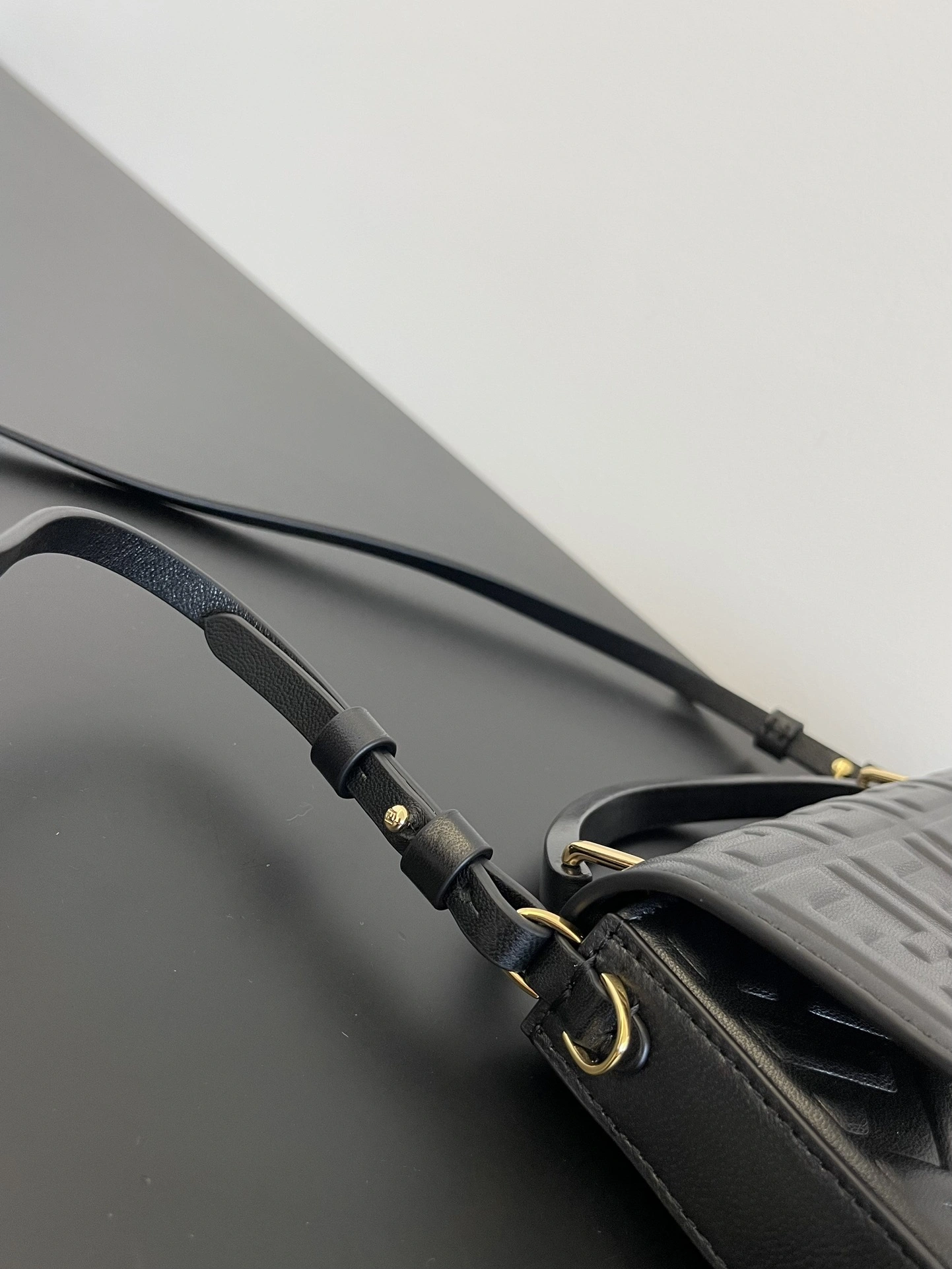Fendi Satchel Bags Contemporary 69717