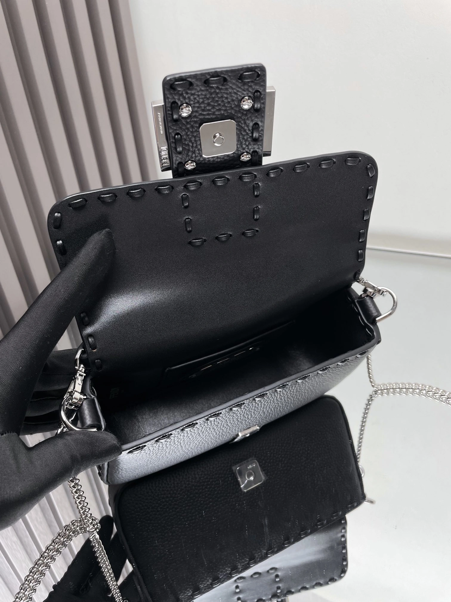 Efficient Fendi Satchel Bags 69698