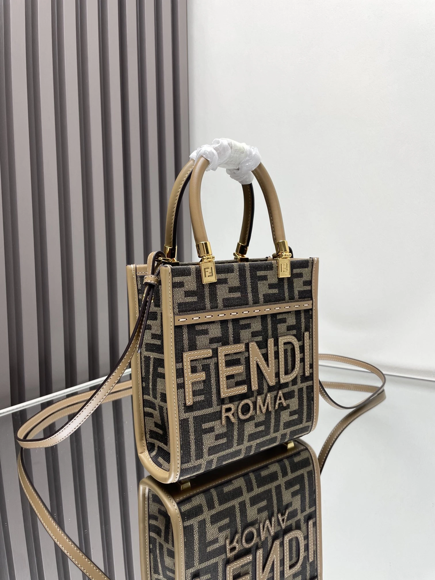 Fendi Satchel Bags Durable 69700