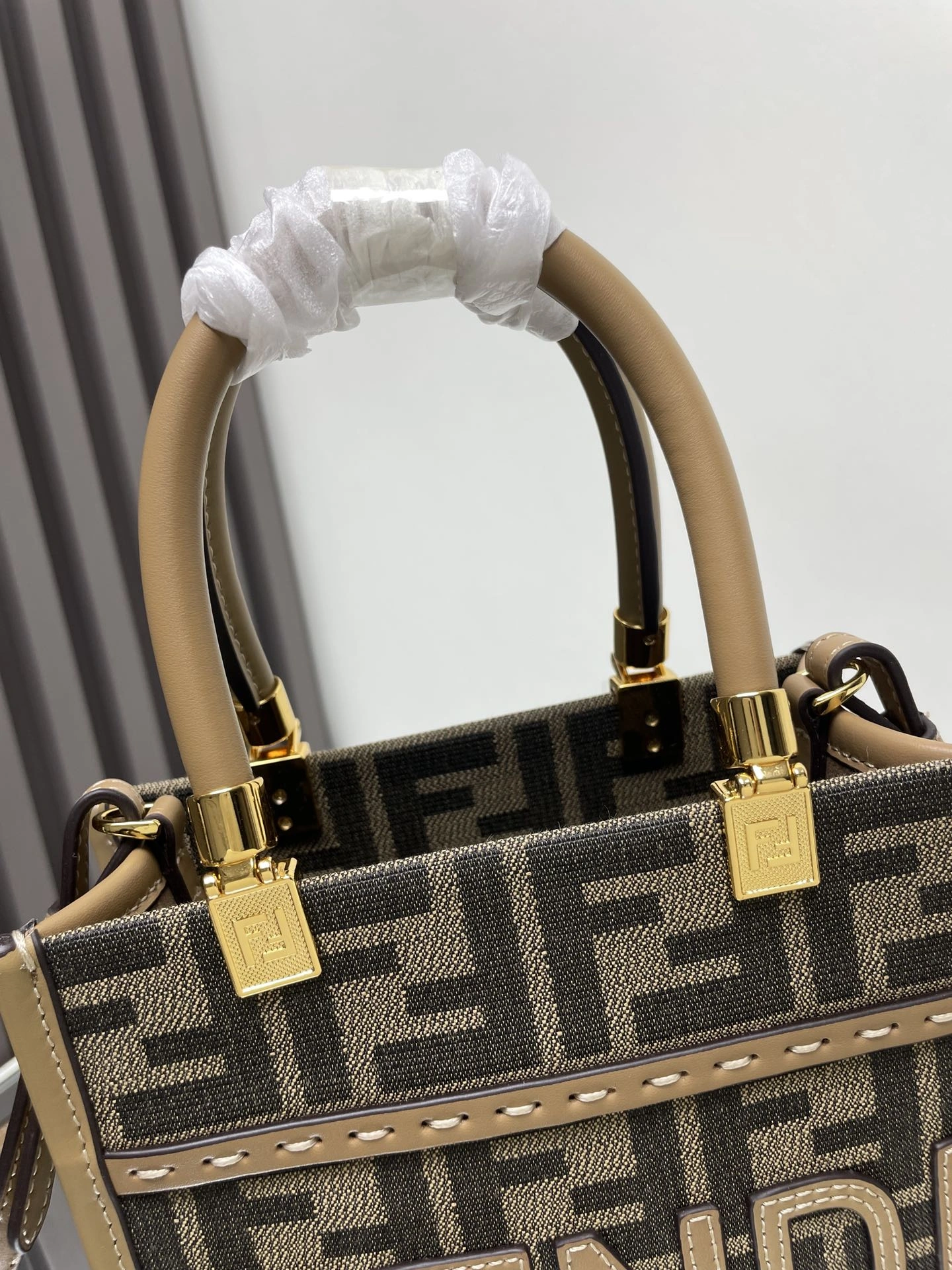 Fendi Satchel Bags Durable 69700