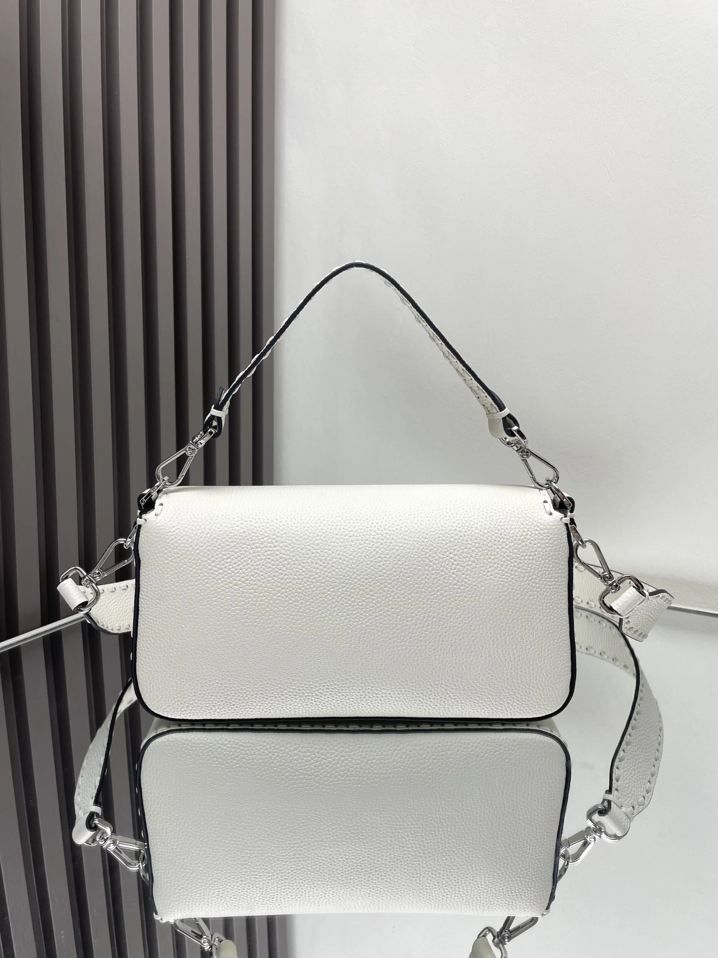 Fendi Satchel Bags HighQuality 69696