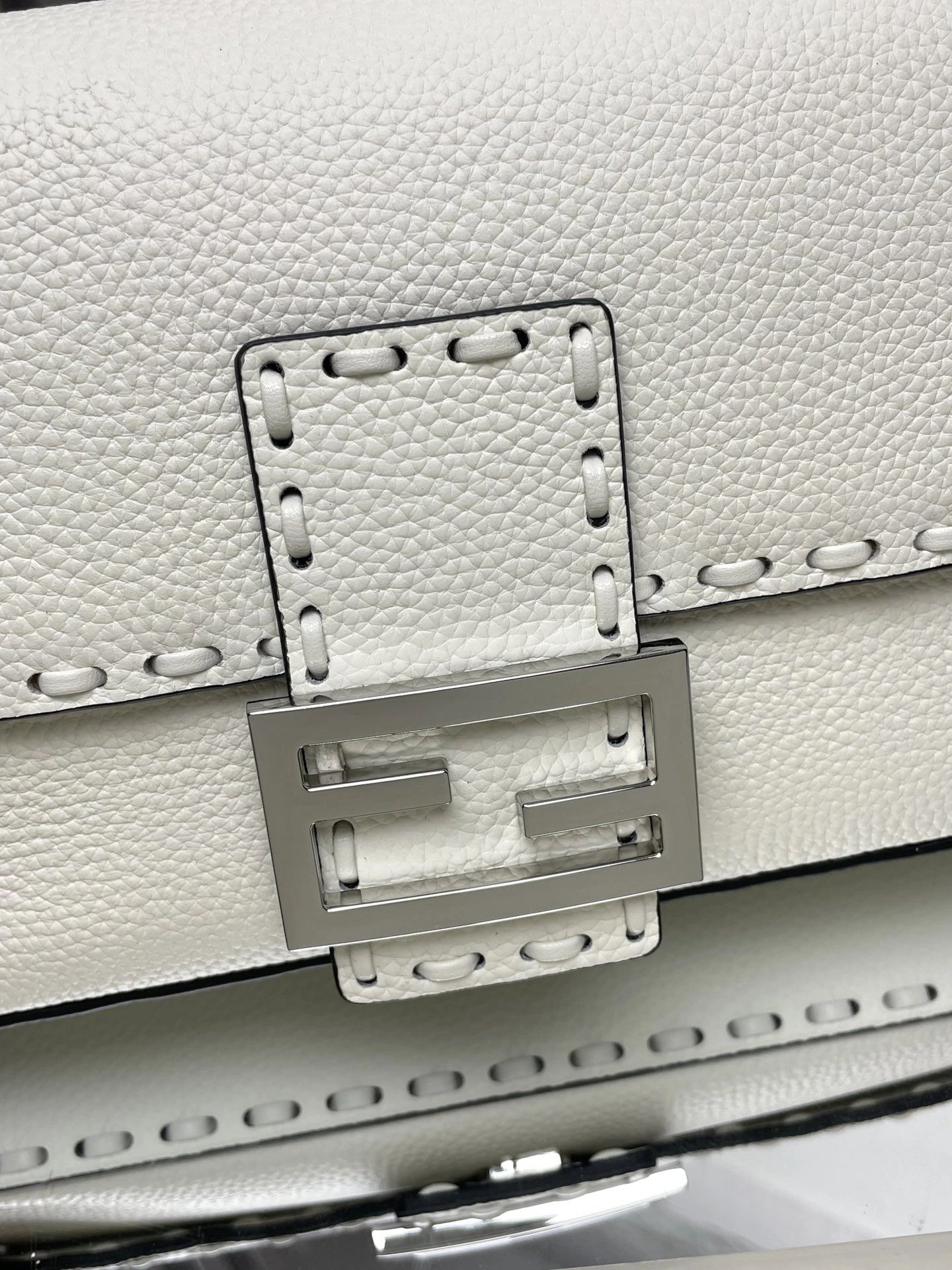 Fendi Satchel Bags HighQuality 69696