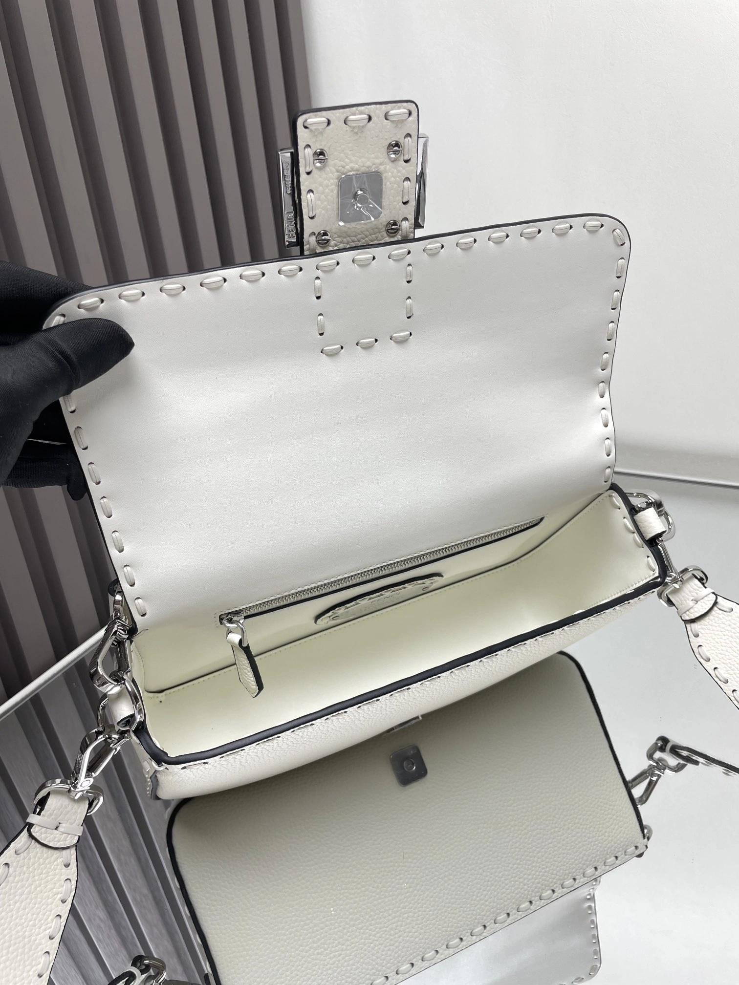 Fendi Satchel Bags HighQuality 69696