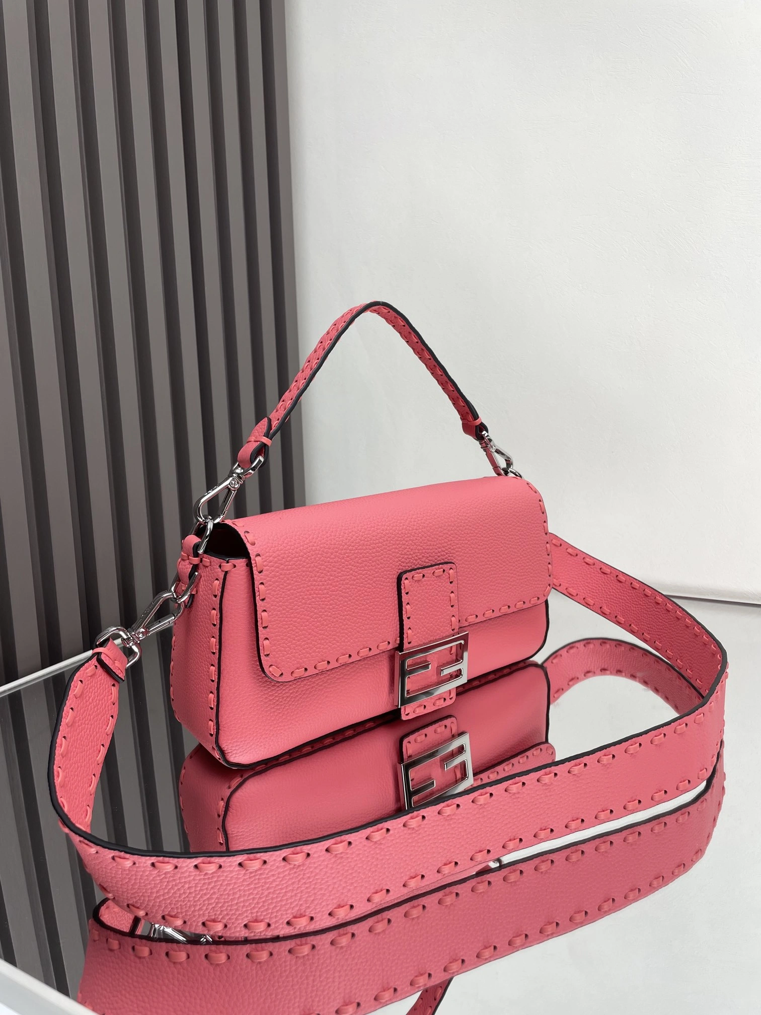 Fendi Satchel Bags Tailored 69701