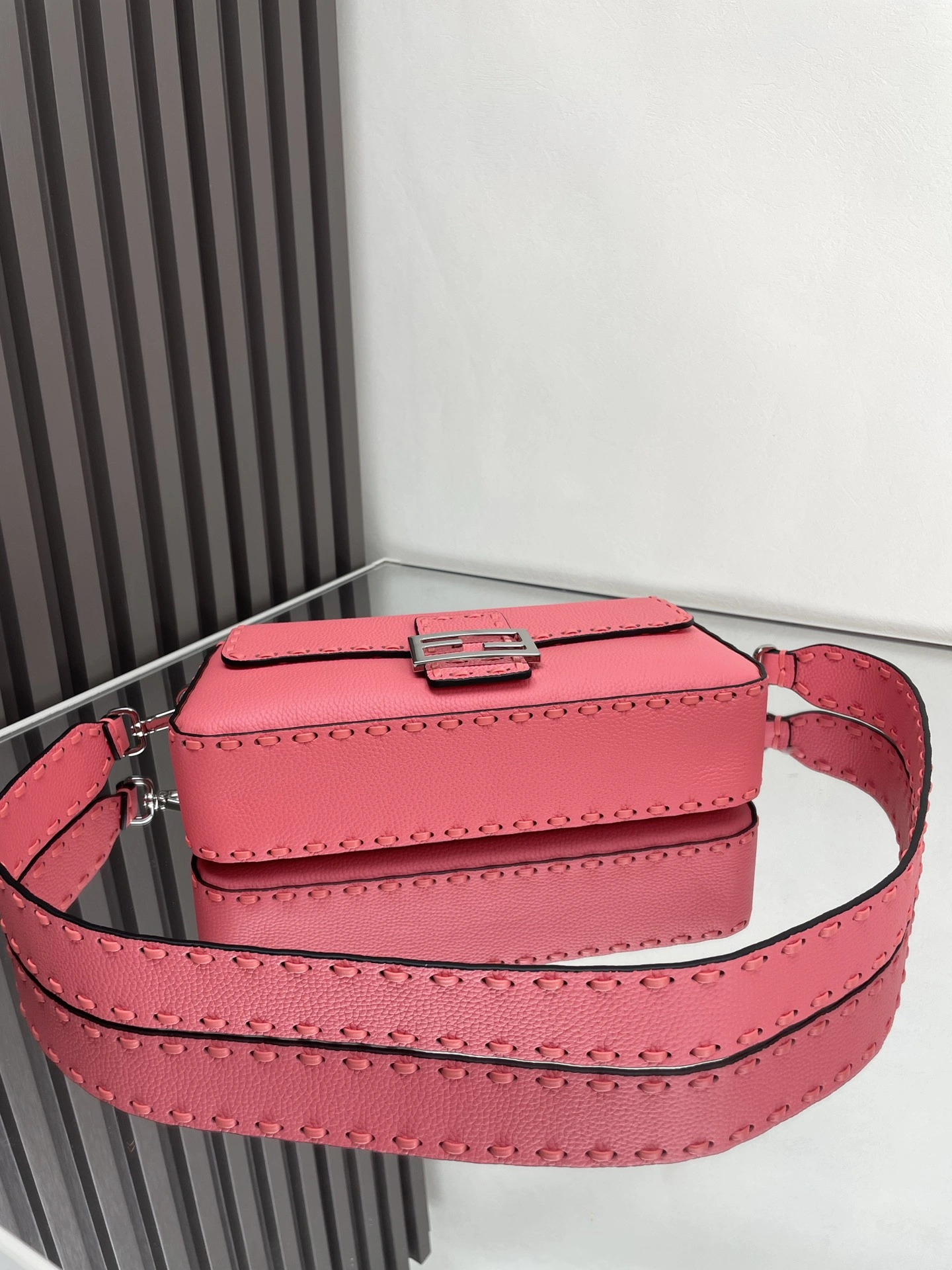 Fendi Satchel Bags Tailored 69701