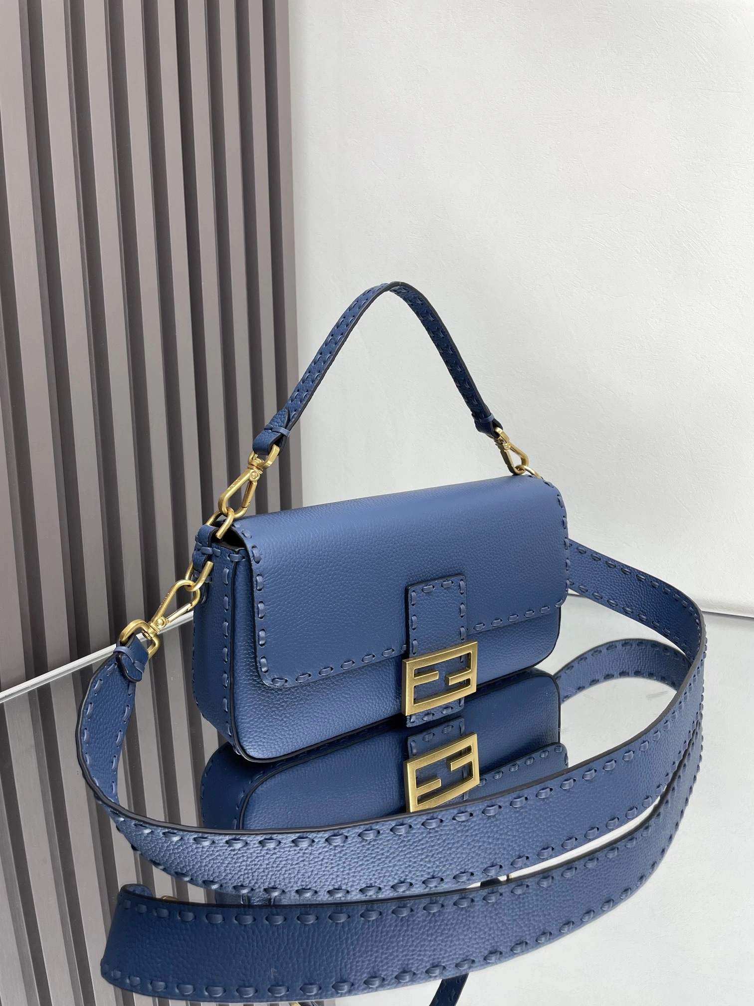 Lightweight Fendi Satchel Bags 69691