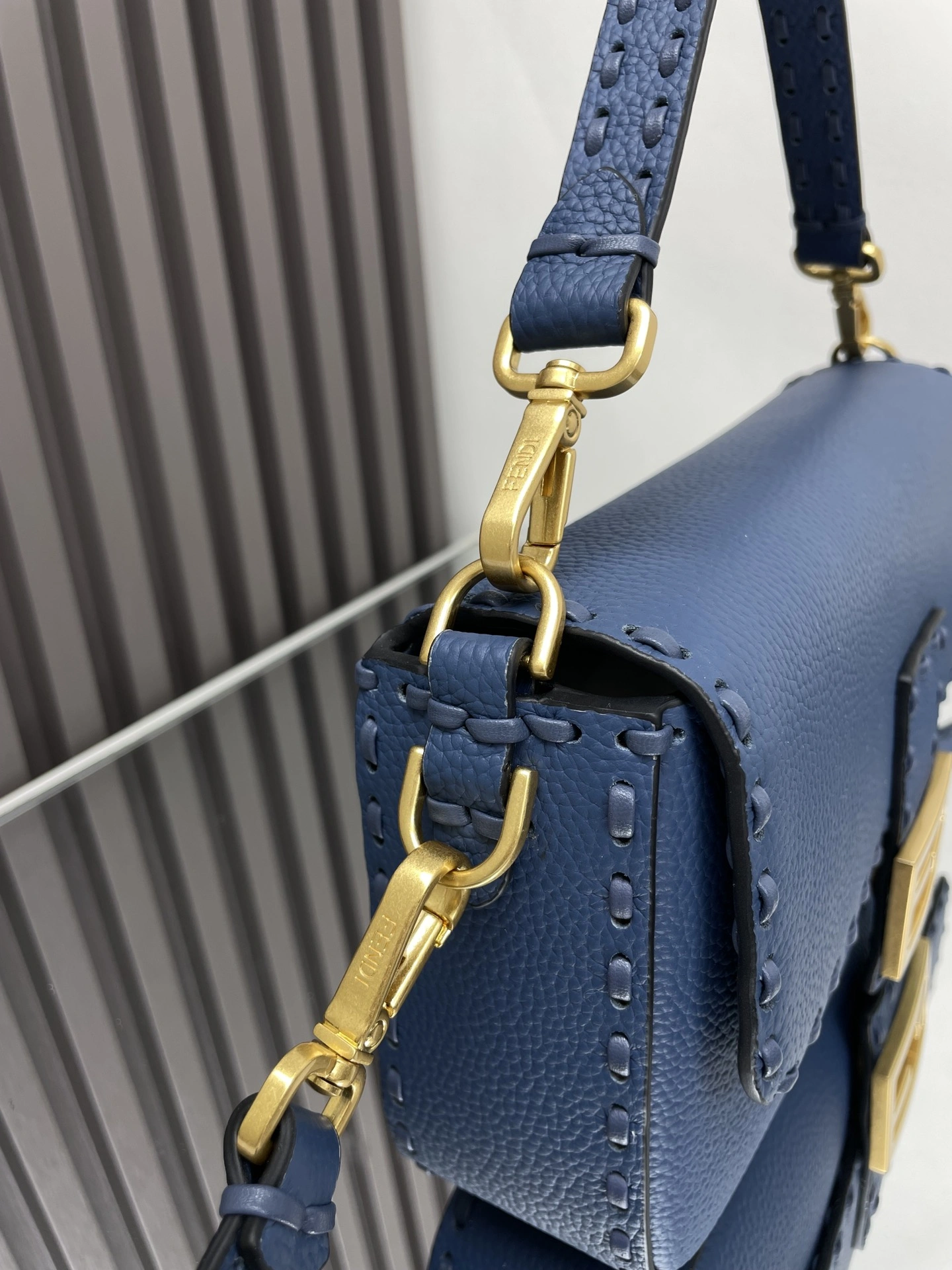 Lightweight Fendi Satchel Bags 69691