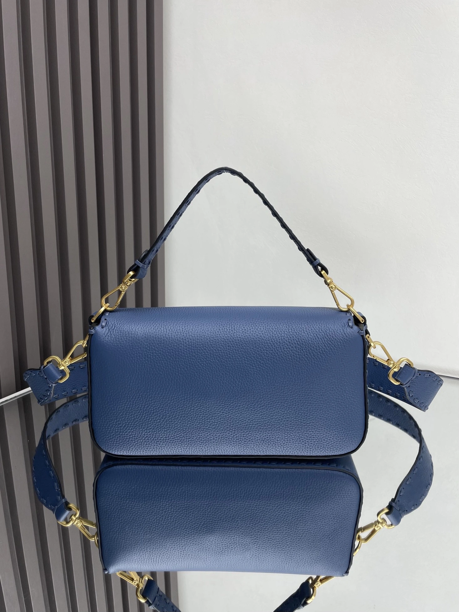 Lightweight Fendi Satchel Bags 69691