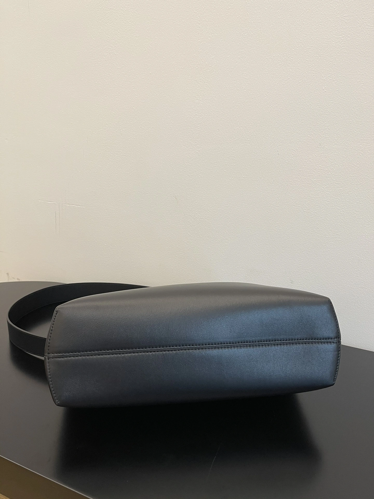 Fendi Satchel Bags Lightweight 69695