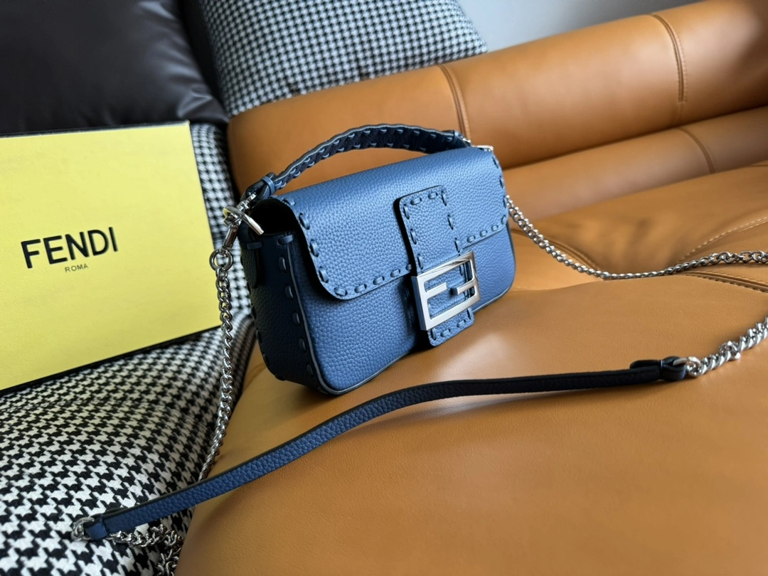 Youthful Fendi Satchel Bags 69683