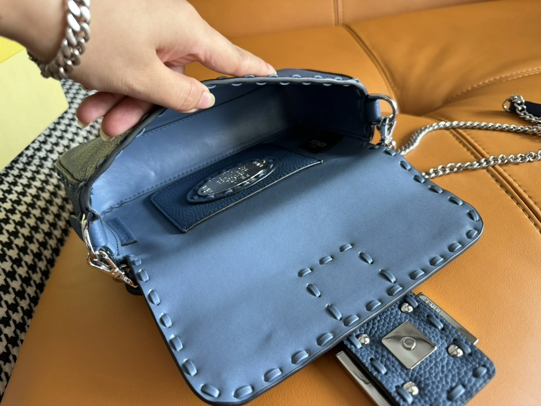 Youthful Fendi Satchel Bags 69683