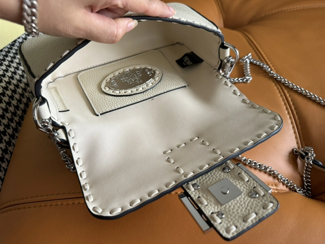 WrinkleFree Fendi Satchel Bags 69684