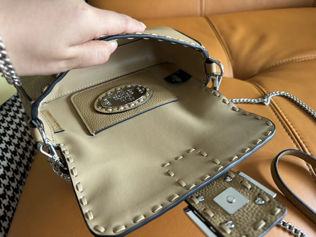 Fendi Satchel Bags Thermal 69681