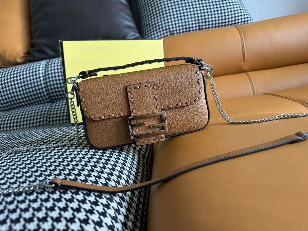 Tailored Fendi Satchel Bags 69722