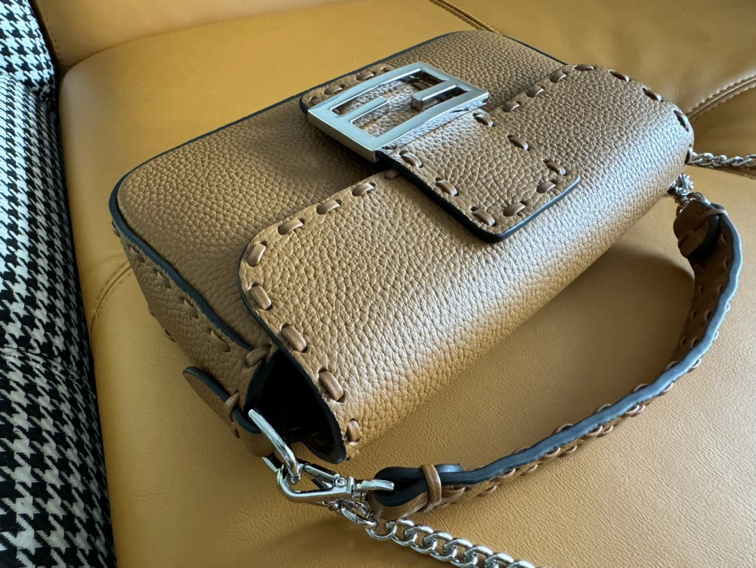 Tailored Fendi Satchel Bags 69722