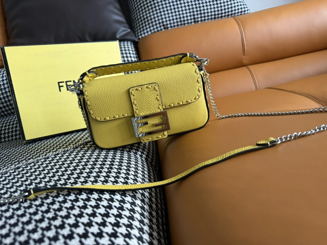 Fendi Satchel Bags ModernLook 69679