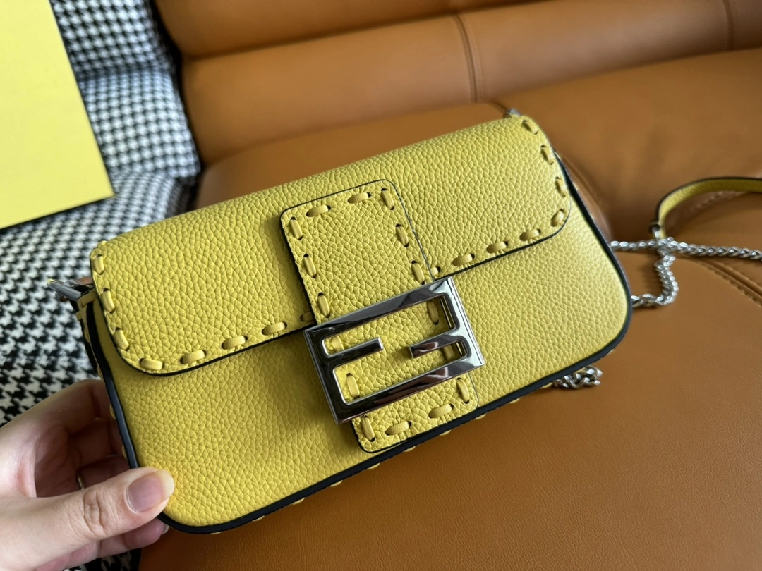 Fendi Satchel Bags ModernLook 69679