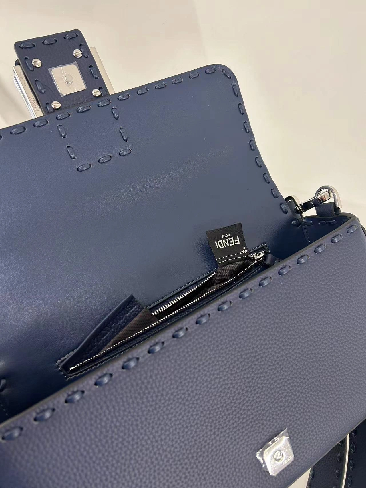ComfortFit Fendi Satchel Bags 69678