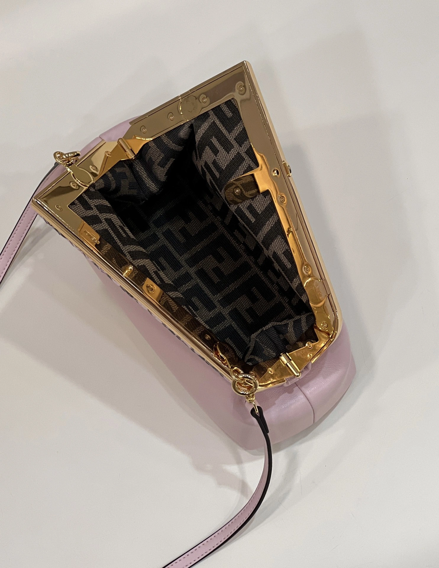 Upgraded Fendi Satchel Bags 69677