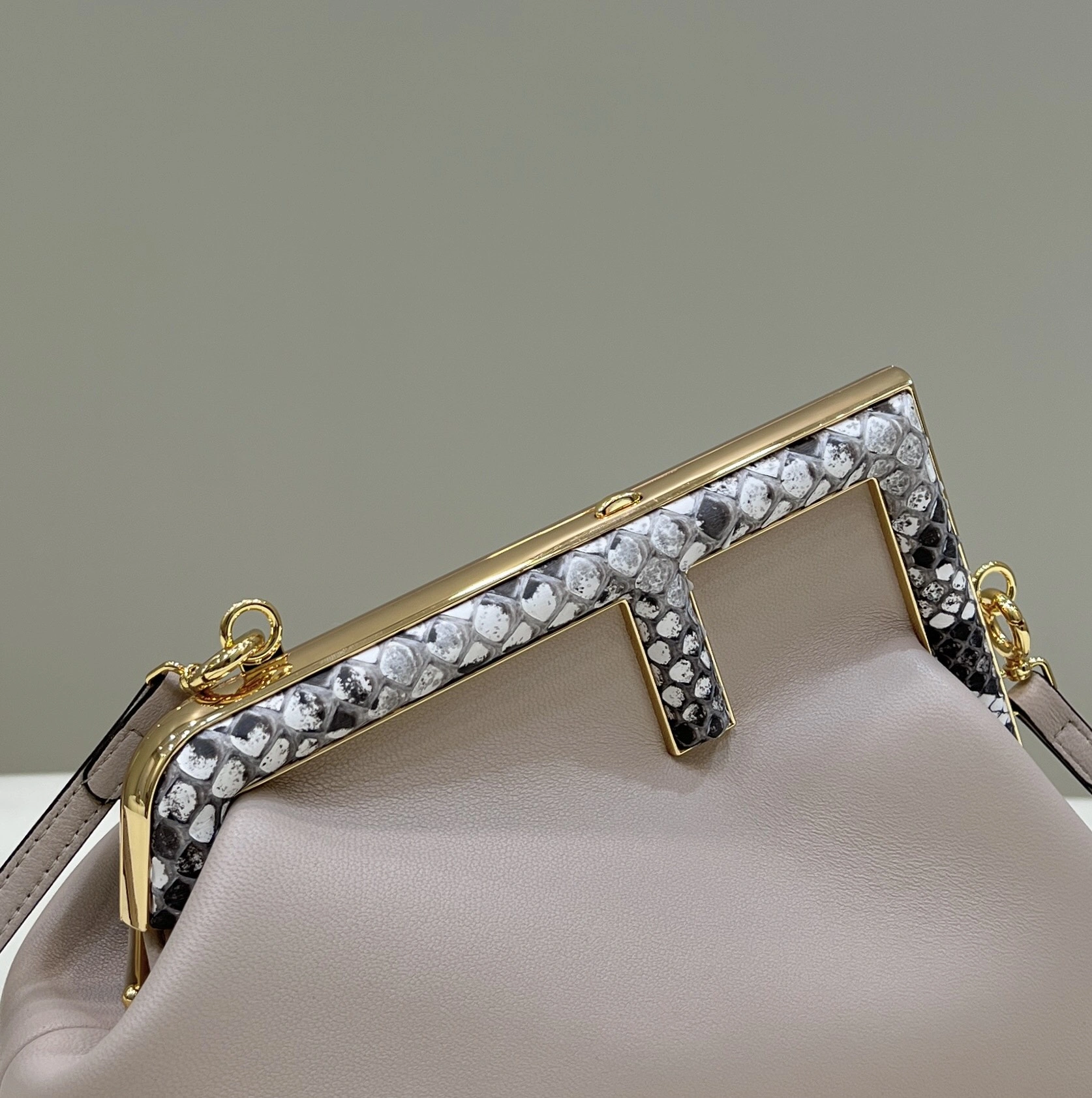 Fendi Satchel Bags TopPick 69676