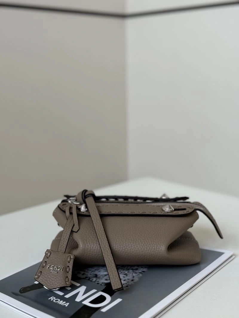 Timeless Fendi Satchel Bags 57538