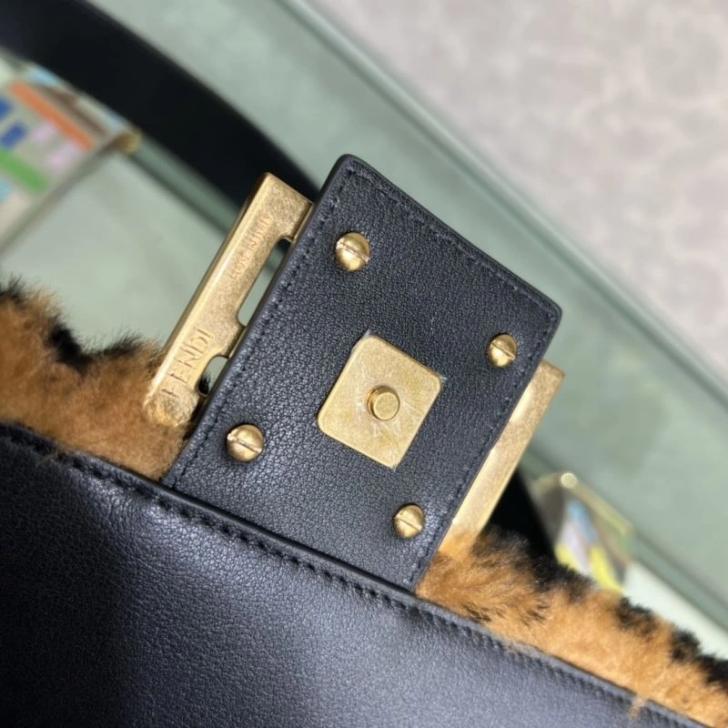 Fendi Satchel Bags Cozy 57525