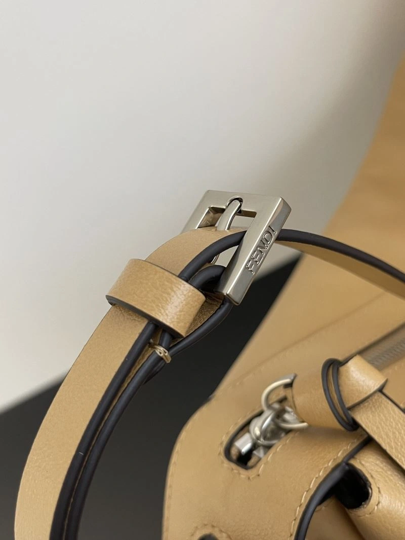 Unisex Fendi Satchel Bags 57495
