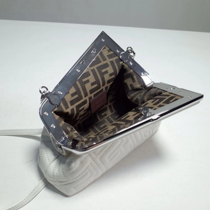 Versatile Fendi Satchel Bags 59316