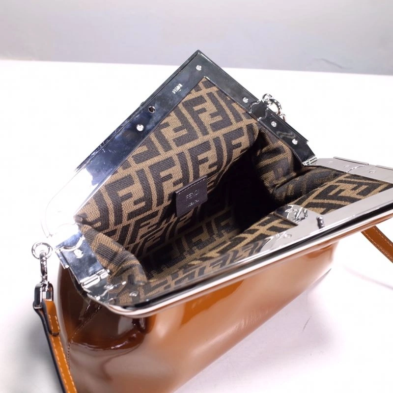 Timeless Fendi Satchel Bags 59294