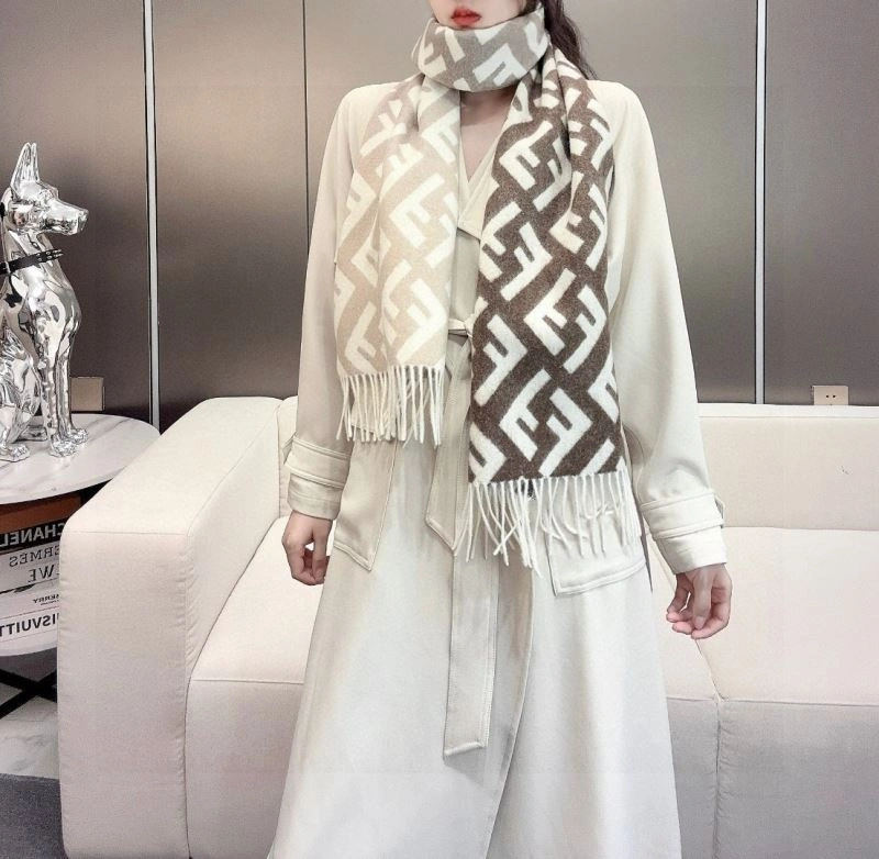 Trendy Fendi Scarf 271088