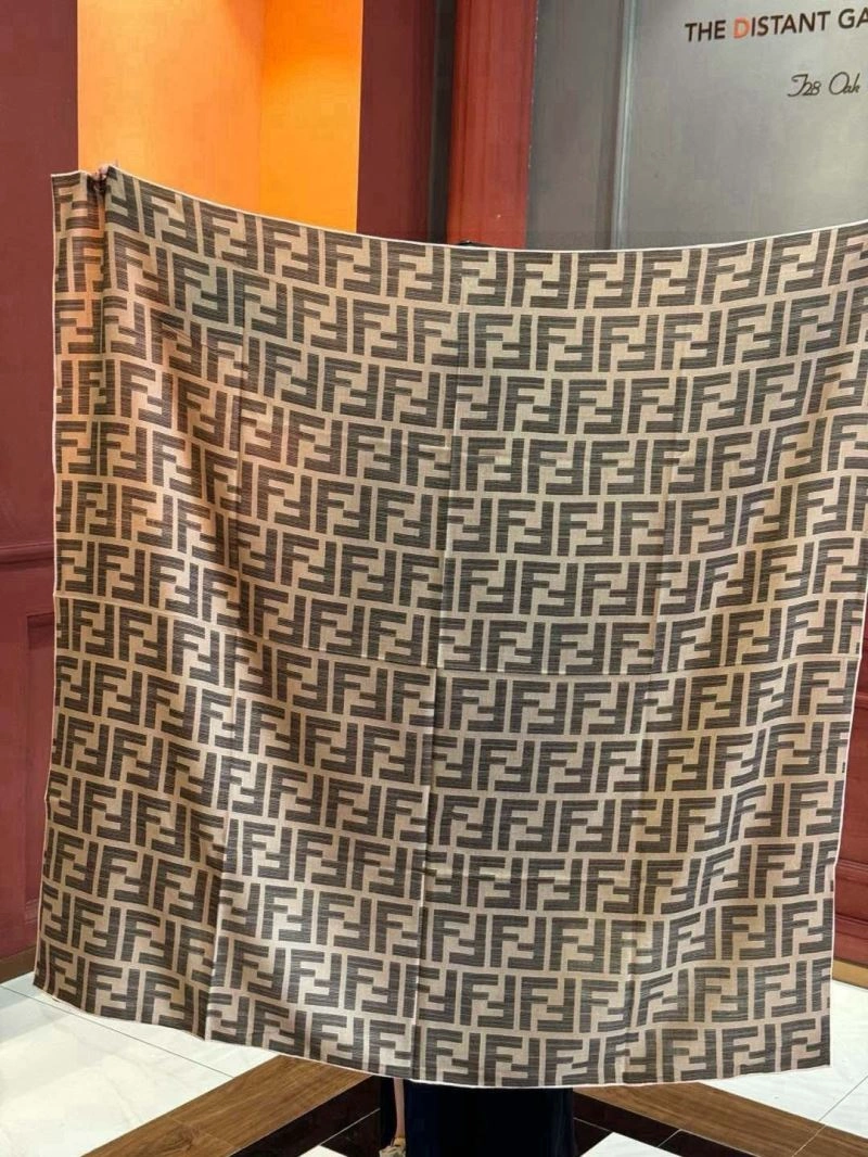 Fendi Scarf Lightweight 271093