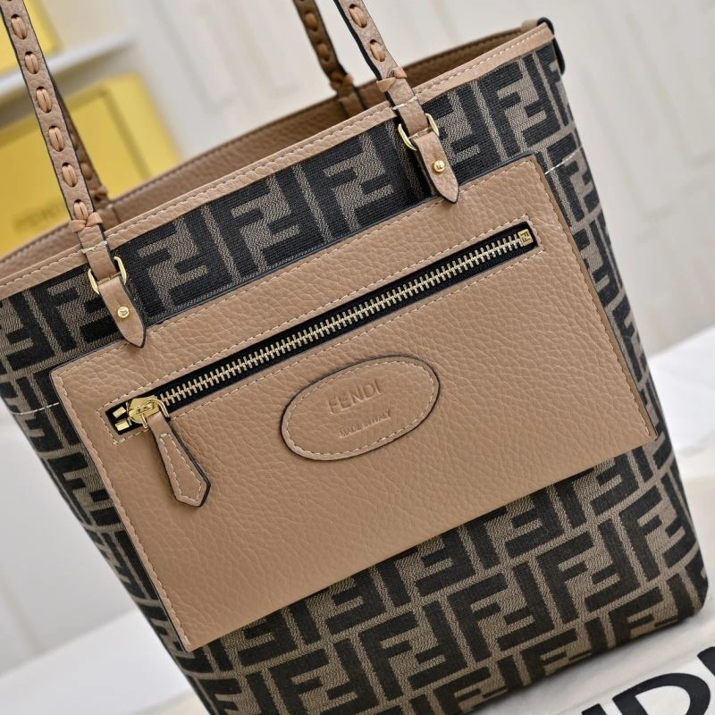 Sporty Fendi Shopping Bags 85205