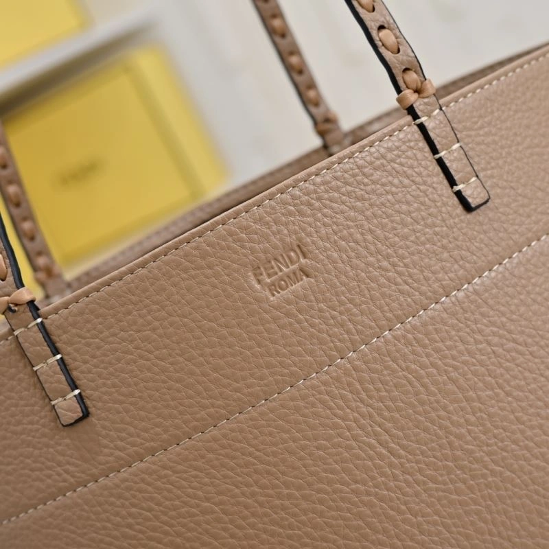 Sporty Fendi Shopping Bags 85205