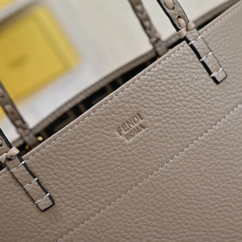 Fendi Shopping Bags Youthful 85202