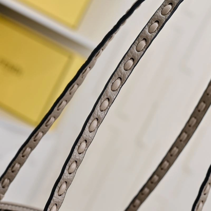 Fendi Shopping Bags Youthful 85202