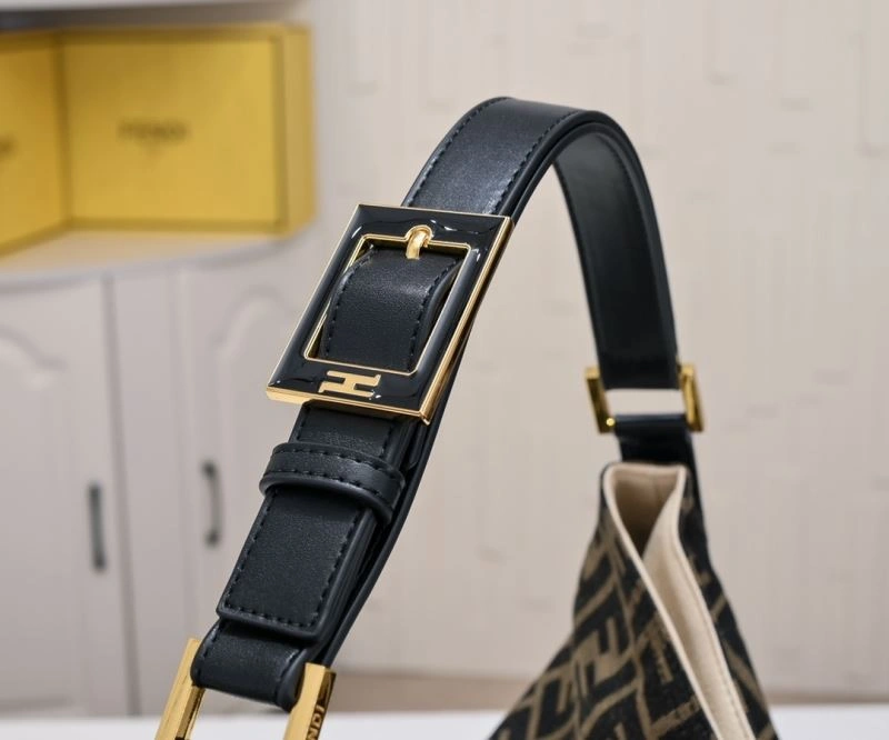 Fendi Shopping Bags WeatherProof 85172