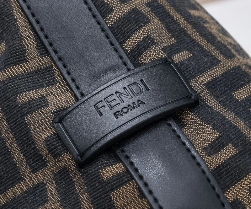 Fendi Shopping Bags WeatherProof 85172