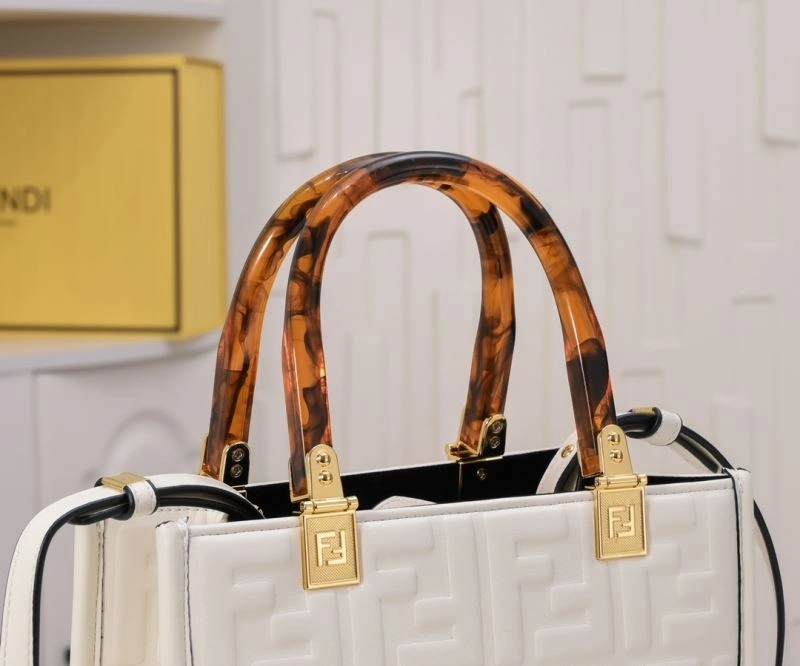 SmoothTexture Fendi Shopping Bags 85169
