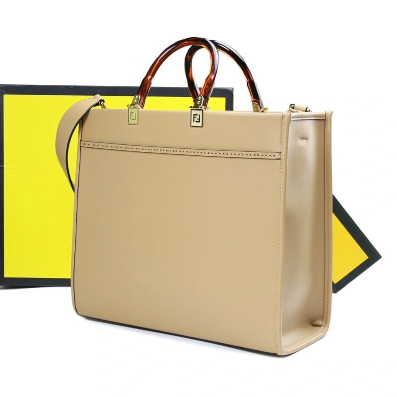 SmoothTexture Fendi Shopping Bags 85168