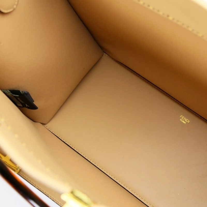 SmoothTexture Fendi Shopping Bags 85168