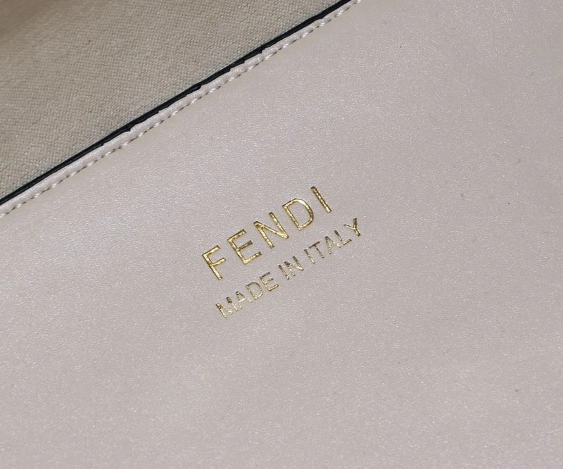 Fendi Shopping Bags Compact 85156