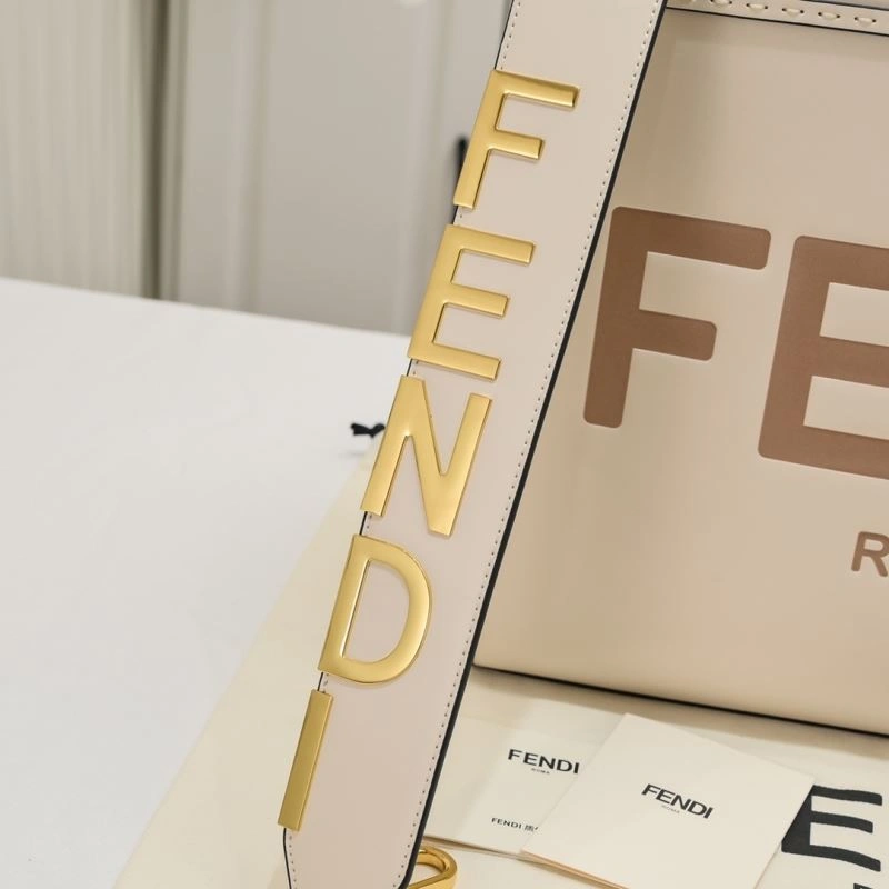 Comfortable Fendi Shopping Bags 85151