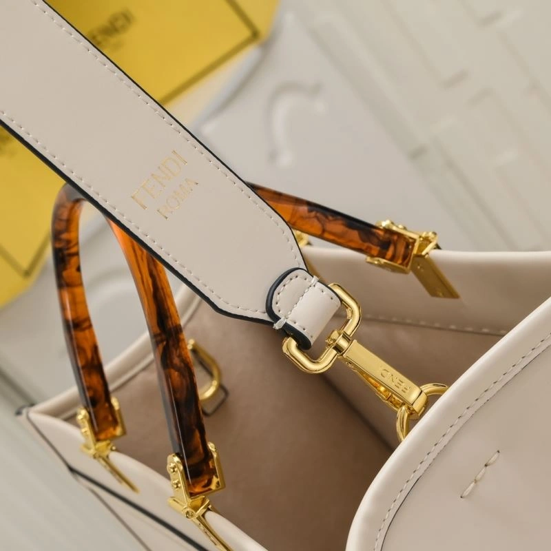 Comfortable Fendi Shopping Bags 85151