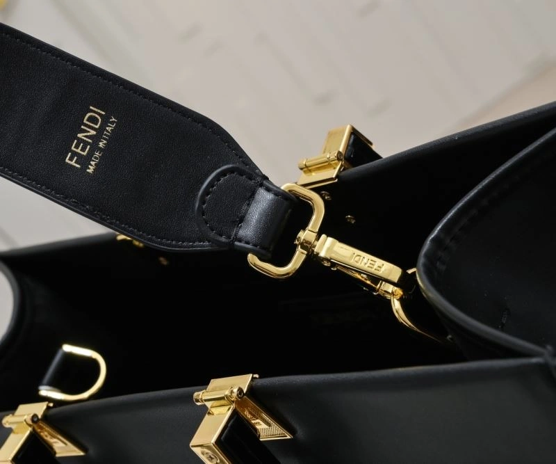 Fendi Shopping Bags Fashionable 85147